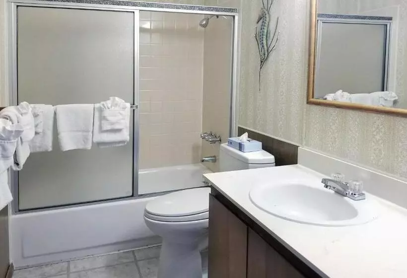 Hotelli Ocean Terrace Condominiums
