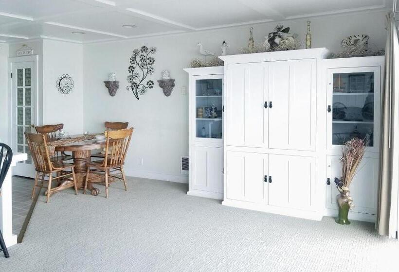 فندق Ocean Terrace Condominiums