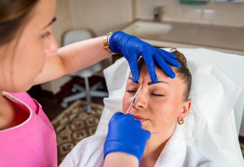 酒店 Pałac Bielawa