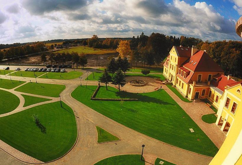 בית מלון כפרי Pałac W Rymaniu