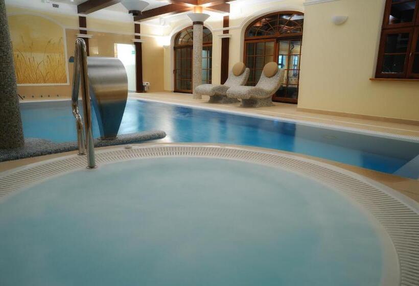 בית מלון כפרי Pałac W Rymaniu