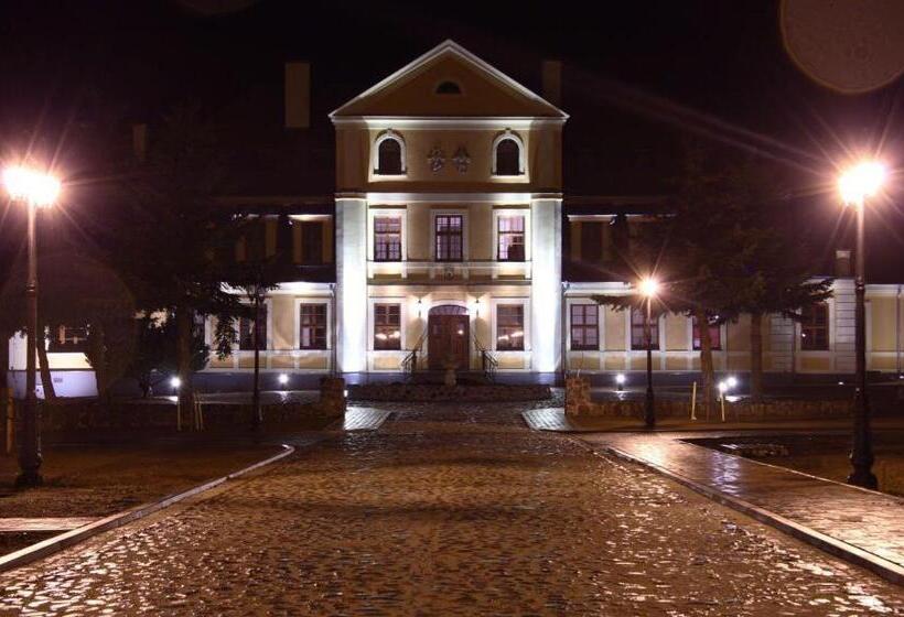 בית מלון כפרי Pałac W Rymaniu