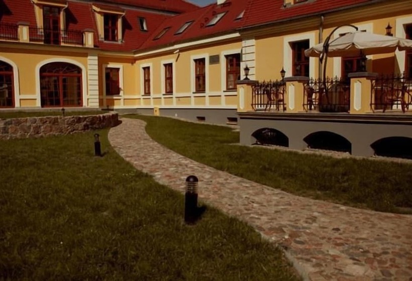 בית מלון כפרי Pałac W Rymaniu