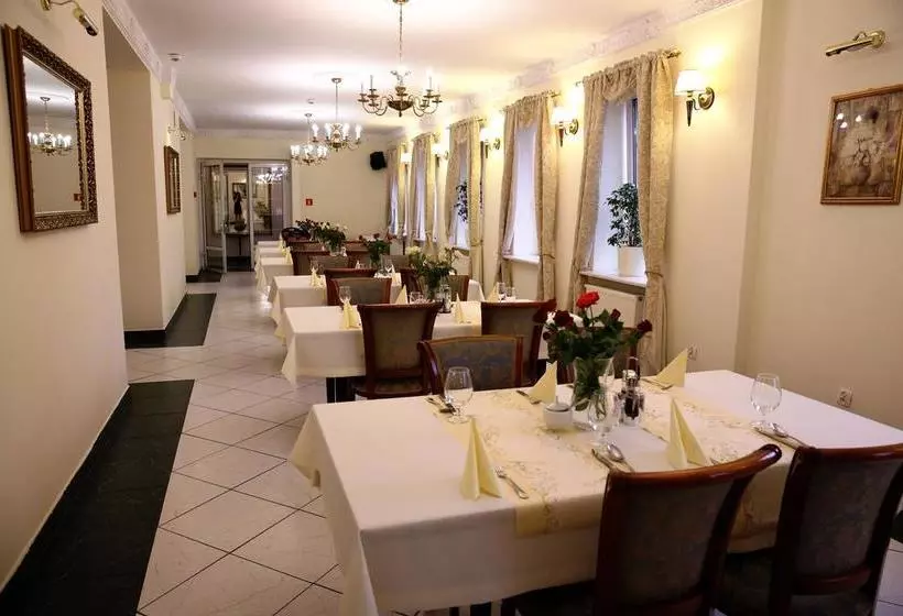 Hotelli Zajazd Witnica