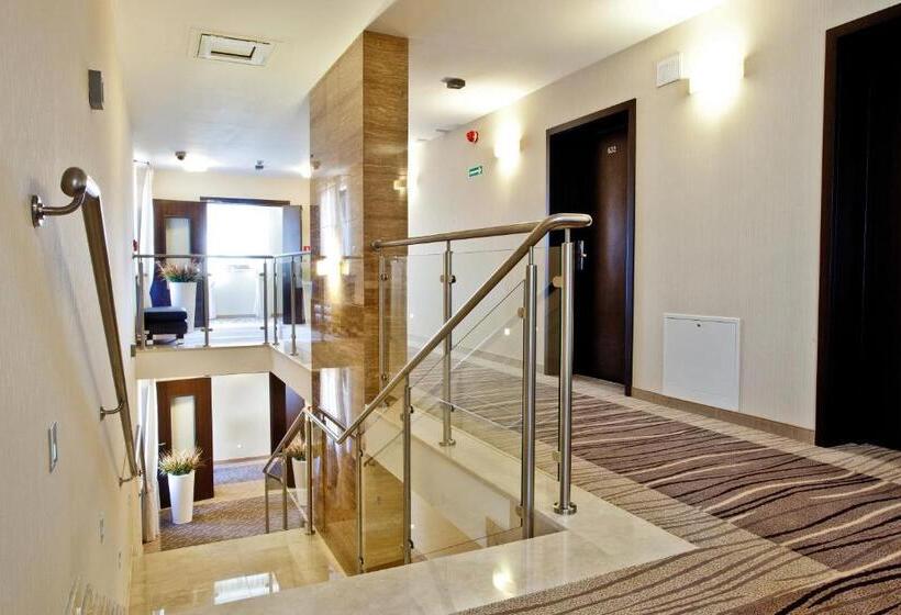 Отель Spa Budowlani