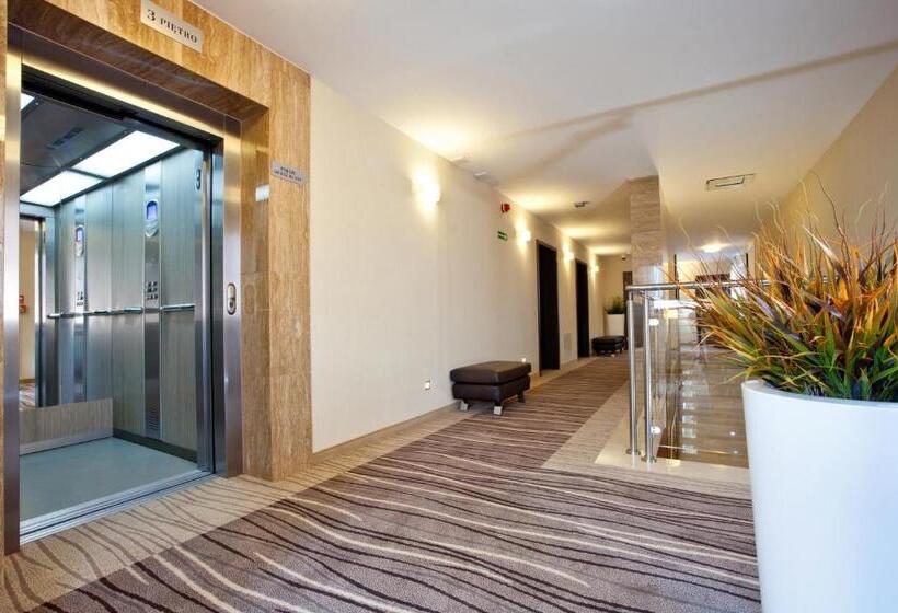 Отель Spa Budowlani