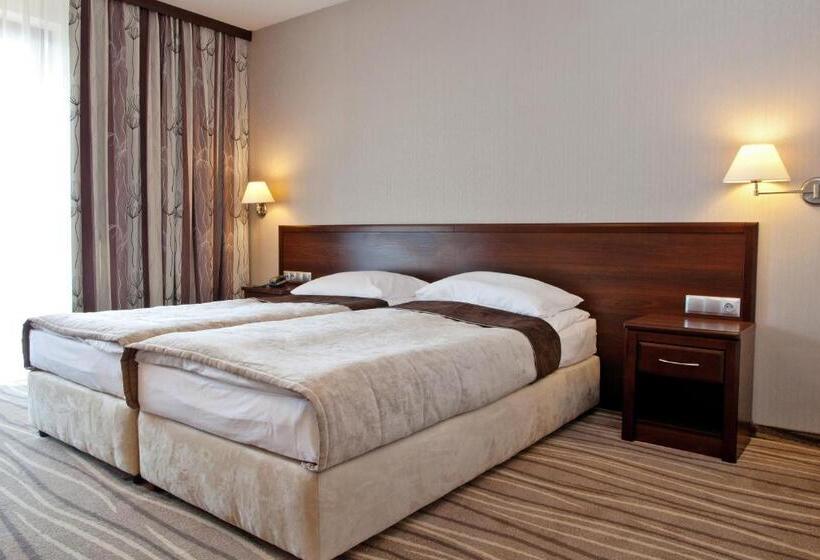 Отель Spa Budowlani