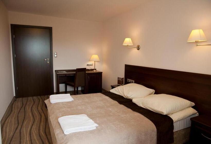 Отель Spa Budowlani