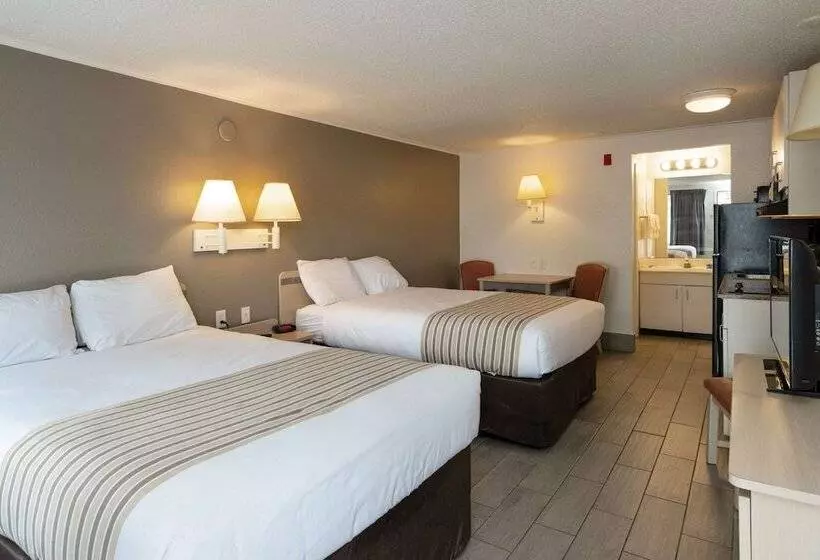 Hotel Suburban Studios Mentor   Cleveland Northeast
