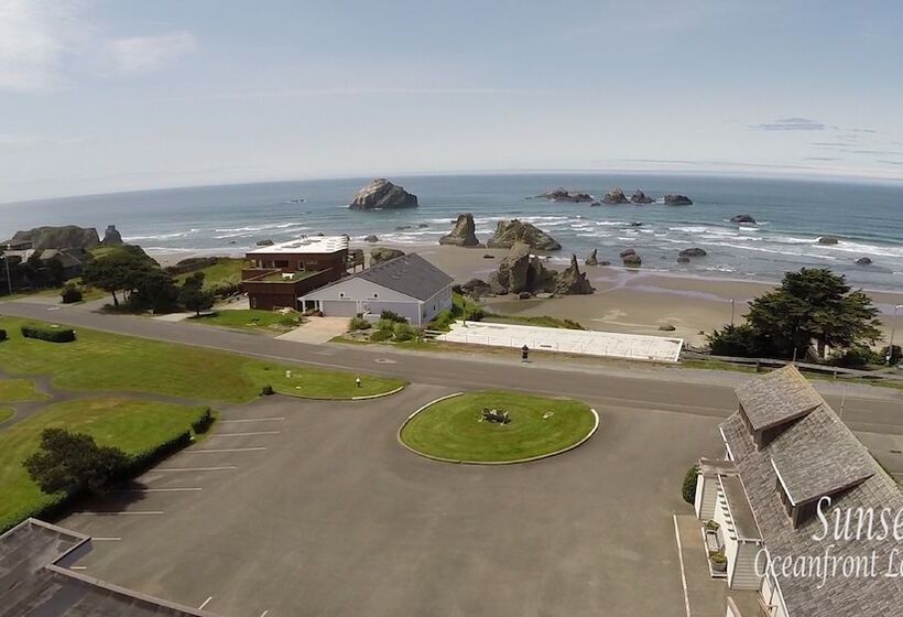 酒店 Sunset Oceanfront Lodging