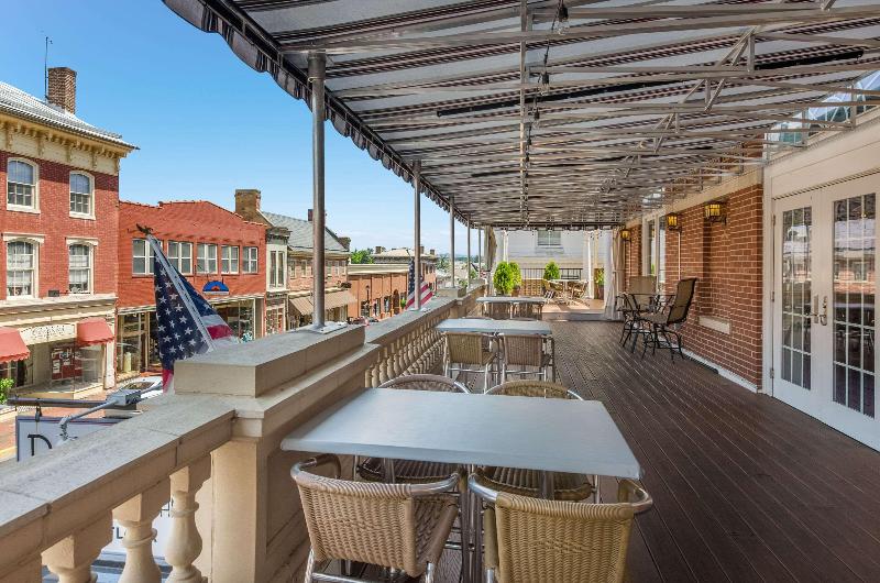 The Gin Hotel, Ascend Hotel Collection