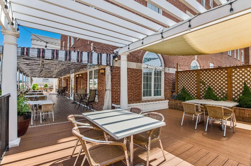 The Gin Hotel, Ascend Hotel Collection