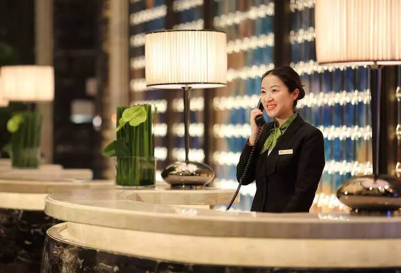 ホテル Wanda Realm Neijiang