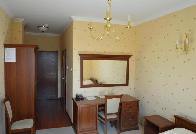 ホテル Zamek Gostynin