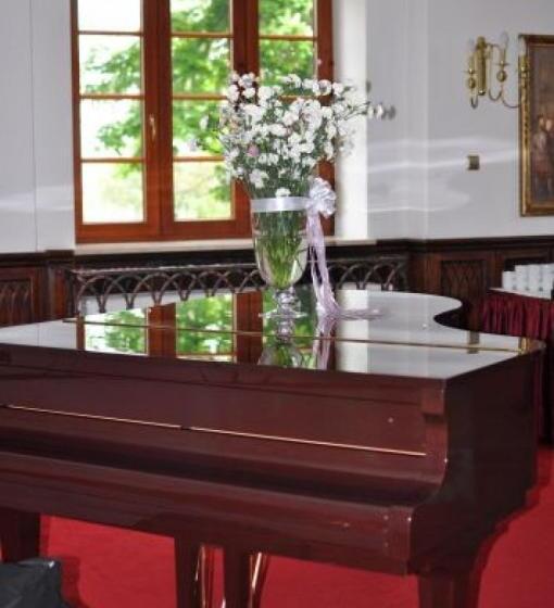 ホテル Zamek Gostynin