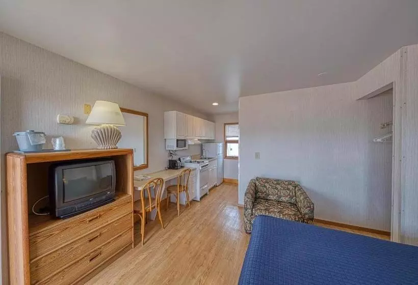 Sea Spray Motel