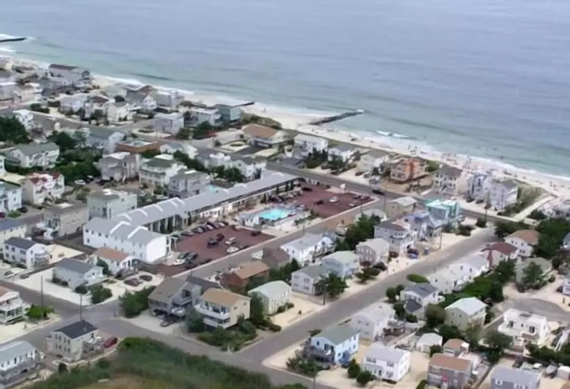 Sea Spray Motel