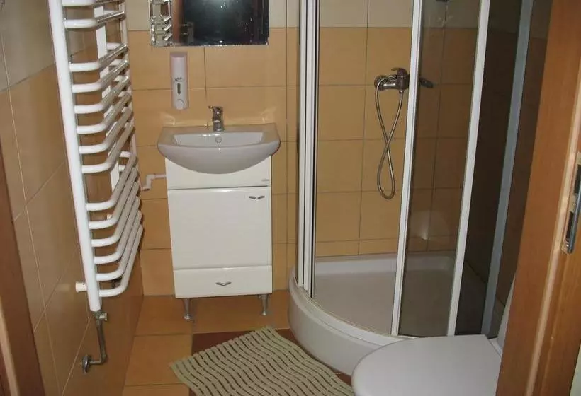 هتل Taurus Pilzno