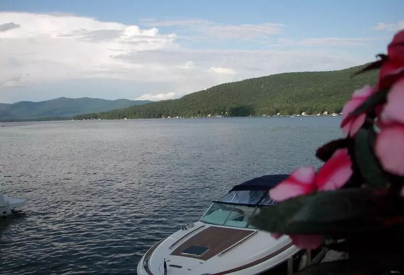 The Lake Motel