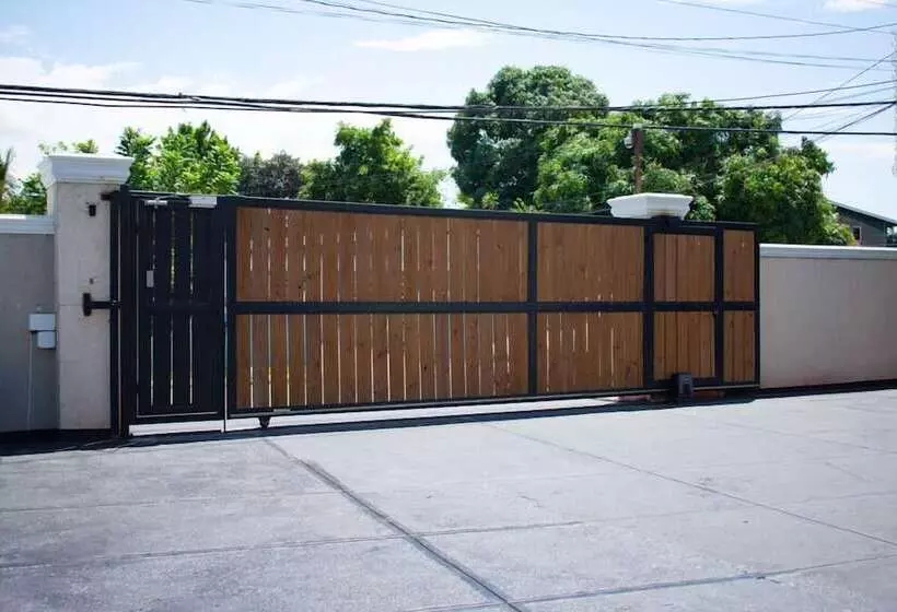 تختخواب و صبحانه Incognito Vacation Stay