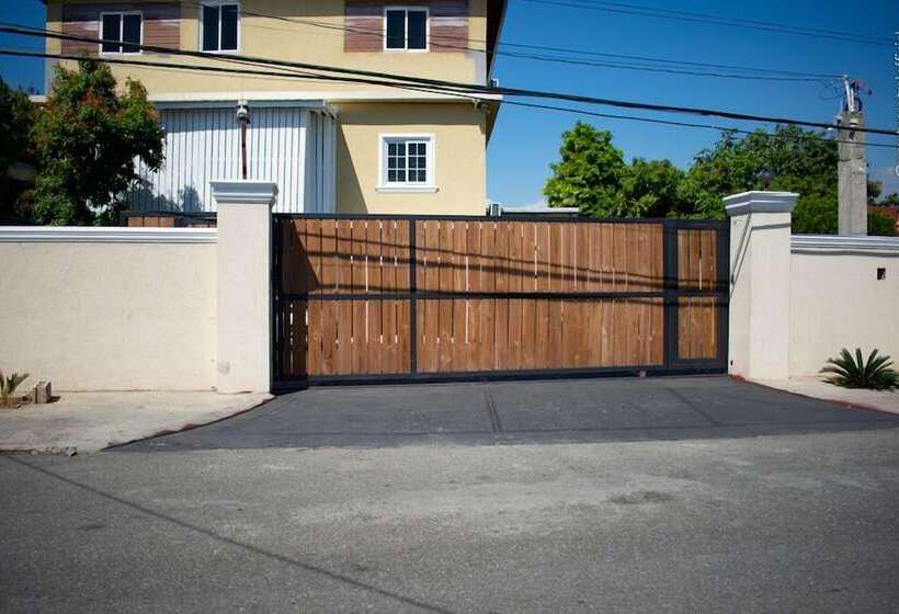 Bed and Breakfast Incognito Vacation Stay