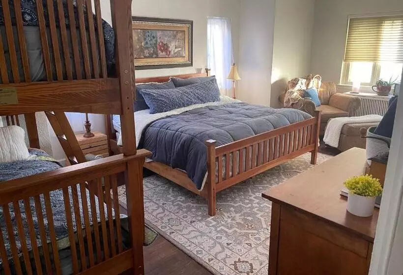 ベッドアンドブレックファースト The Brower House