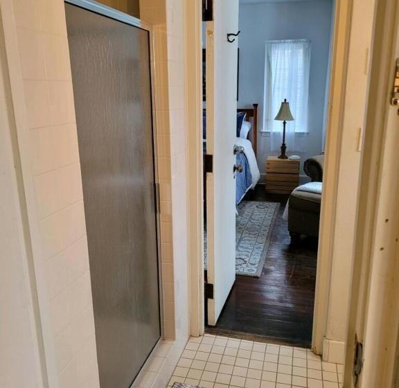 Aamiaismajoitus (B&B) The Brower House