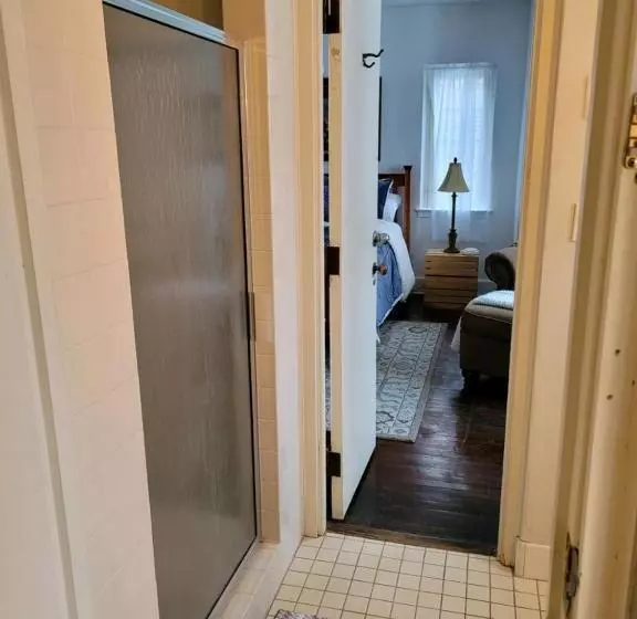 ベッドアンドブレックファースト The Brower House