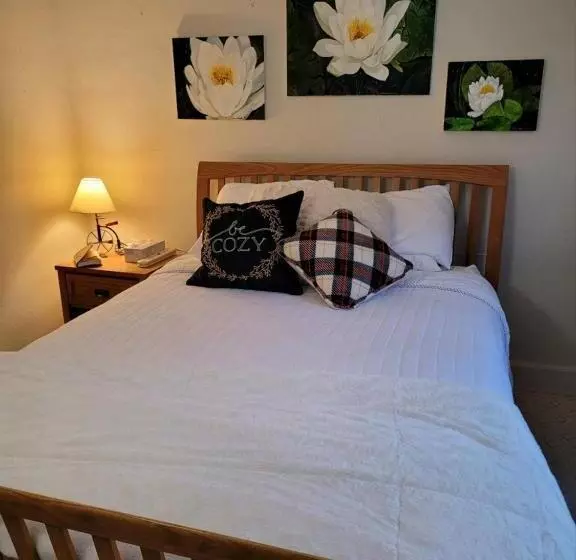 ベッドアンドブレックファースト The Brower House