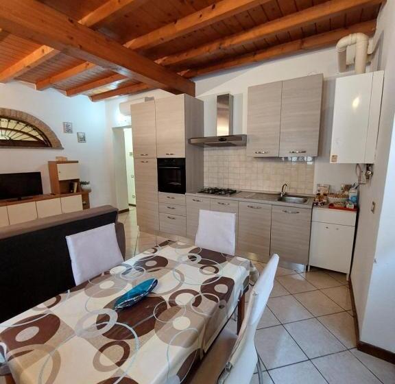 Bed & Breakfast Monti 85