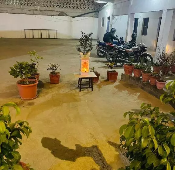 هتل Janakpur Inn