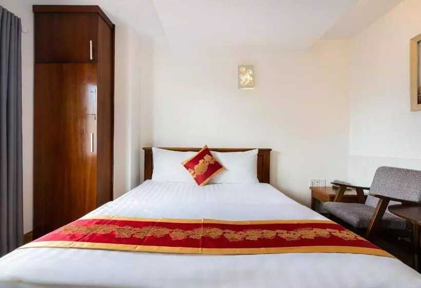 King Hotel Saigon Airport