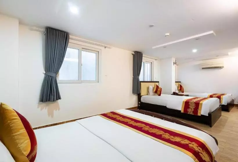 King Hotel Saigon Airport