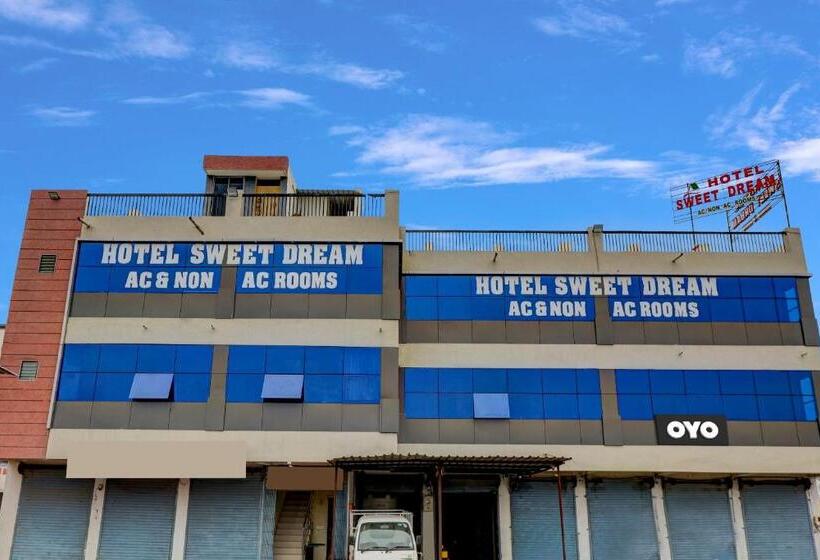 Oyo Hotel Sweet Dream