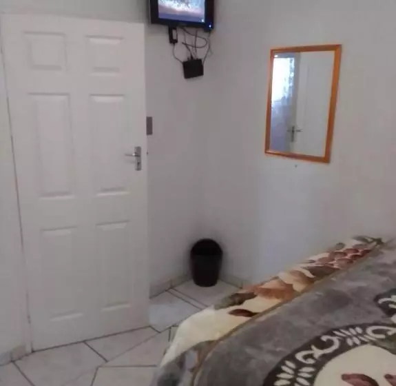 Majatalo 497 Orient Guest House