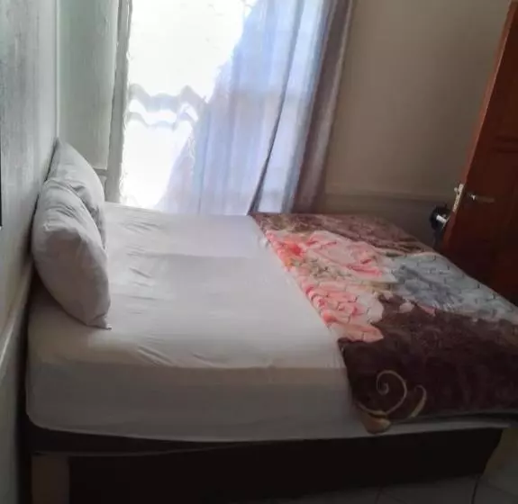 Majatalo 497 Orient Guest House