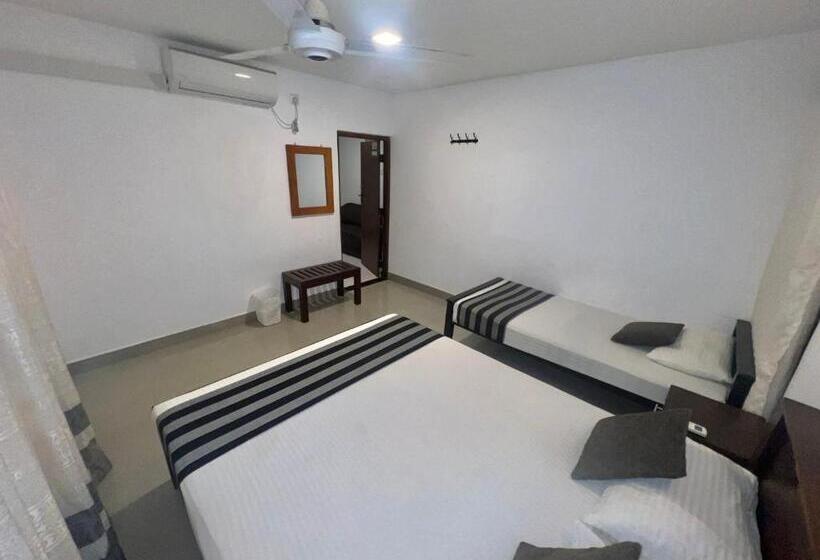 Pensjonat Delmond Lake Anuradhapura