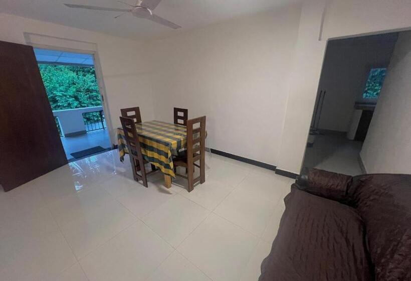 Pensjonat Delmond Lake Anuradhapura