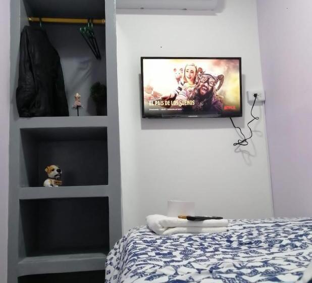 Пансион Hospedaje Las Moras