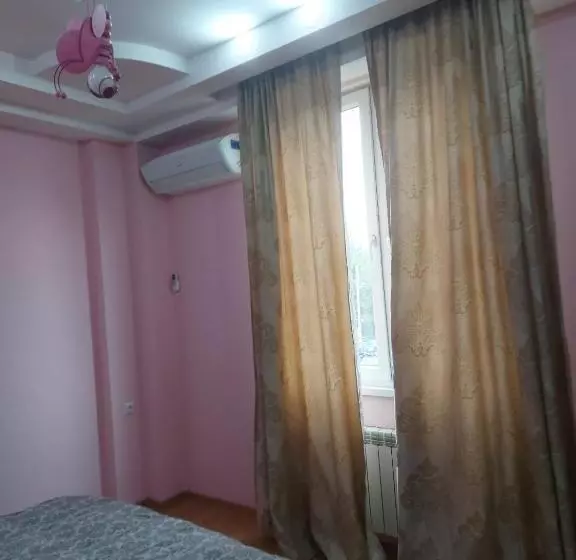 پانسیون Rest House Tbilisi