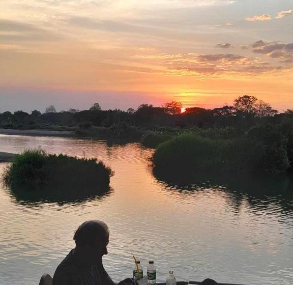 پانسیون Sun Down Dondet Bungalows