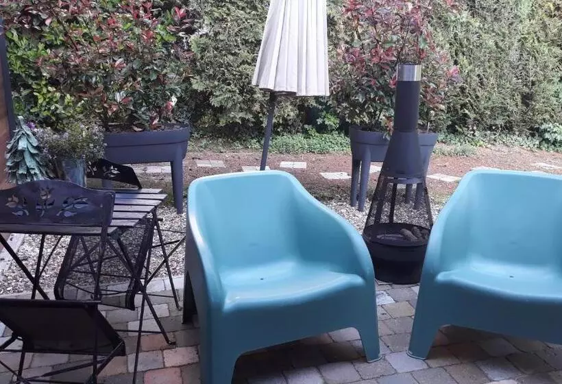 Aamiaismajoitus (B&B) L Hôthentique Proche Arras