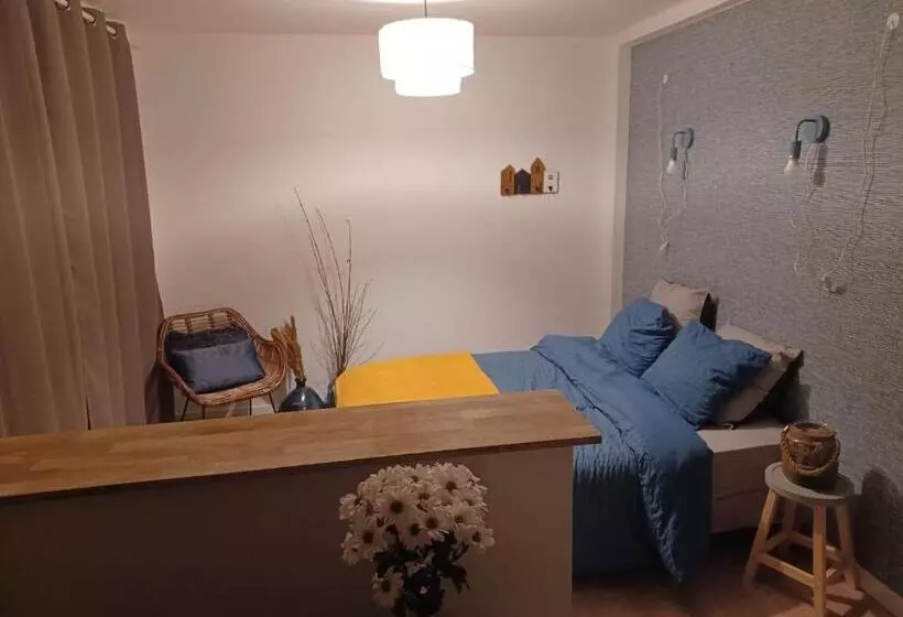 Aamiaismajoitus (B&B) L Hôthentique Proche Arras