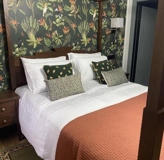 مبيت وإفطار Os Fentos