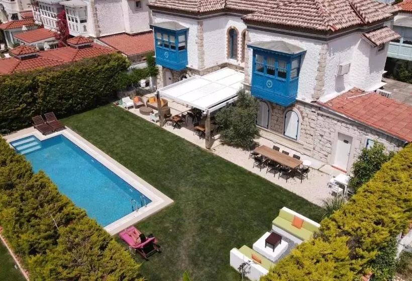 هتل Casa Tuana