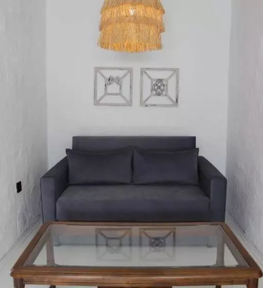 هتل Casa Tuana