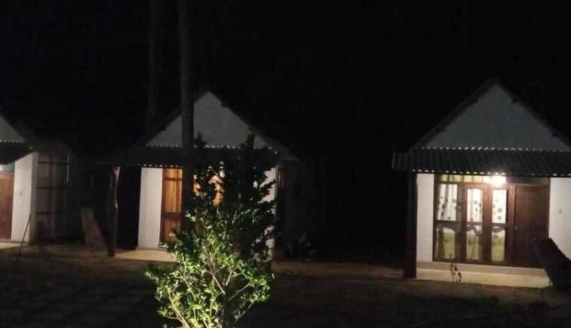 ホテル Eagle Safari Cottage