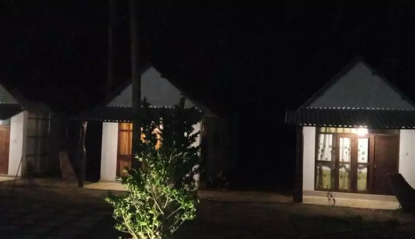 Hotelli Eagle Safari Cottage