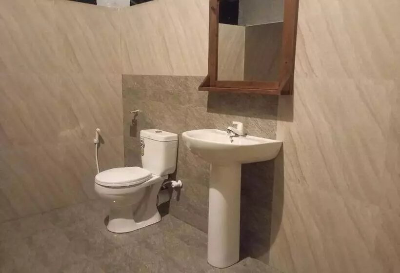 Hotelli Eagle Safari Cottage