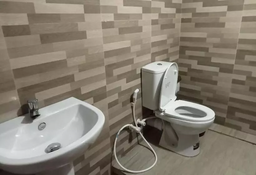 Hotelli Eagle Safari Cottage